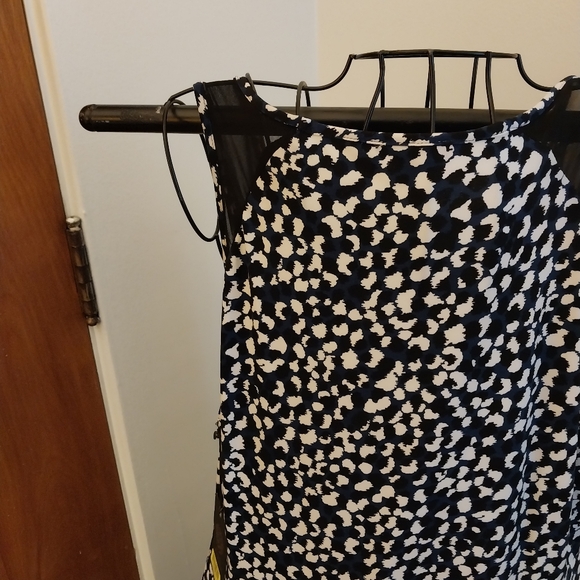 Vince Camuto NWT Black and White Floral Dress Size Xl - Picture 8 of 12